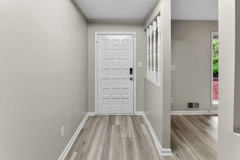 Newly renovated  5 bedroom home on W. Fayetteville Road in Riverdale (id. 38934)