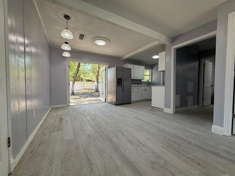 roommates in Undisclosed, Haltom City, TX 76148 All inclusive .. UTILITIES & WIFI ,Laundry , Parking included. No Hidden Fees . Very Quiet, Safe  Respectful Co-Living Environment . (id. 17275) - cirtru.com