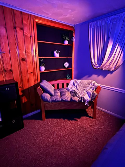 Cloverleaf cozy room (id. 28477)