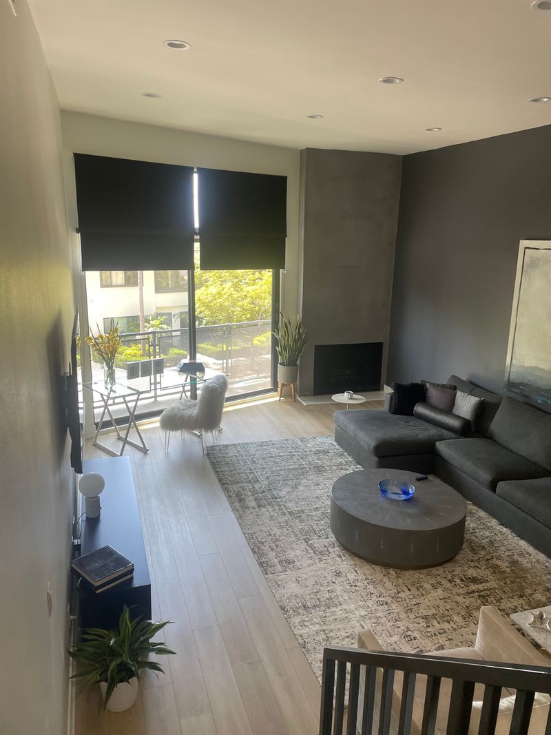roommates in West Hollywood Room2Bed.2Bath - cirtru.com