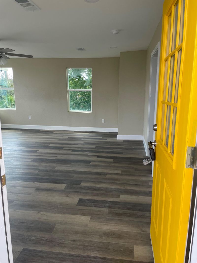 roommates in Undisclosed, Hitchcock, TX 77563 Live right by the ocean view. Take your jet skies and enjoy a beautiful city! (id. 17175) - cirtru.com