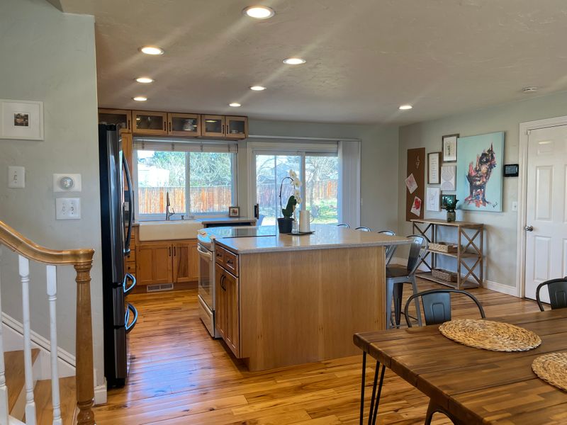 roommates in Arvada Room3Bed.2Bath - cirtru.com