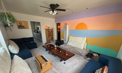 Entire Place 2Bed.1Bath