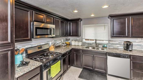 Private Room in 3Bed.2Bath