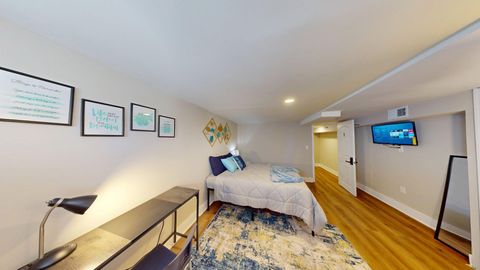 Live in Reservoir Hill (id. 15124)