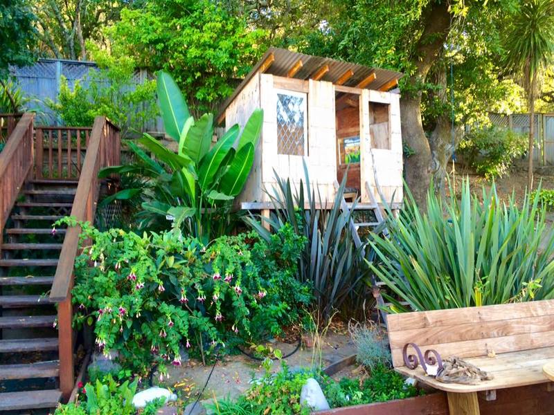 roommates in San Rafael Spacious, furnished master bedroom - cirtru.com