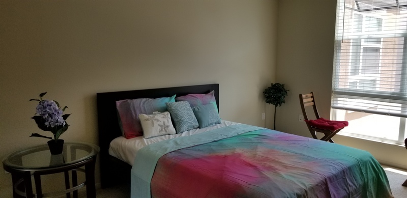 Private Room in 2Bed.2Bath