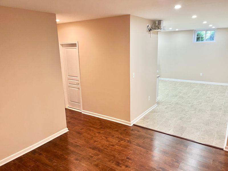 roommates in Lorton Private Room in 2Bed.1Bath - cirtru.com
