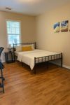 Stylish Renovated Tampa Co-Living!  Furnished Rooms  | All Utilities + Fast Wi-Fi  | Quiet, Safe Neighborhood  | Near Transit  |  Top Rated Host |  Move-In Ready – Be the 1st to Book! (id. 15722)
