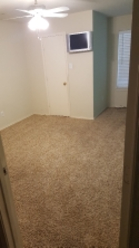 Room in south arlington all include