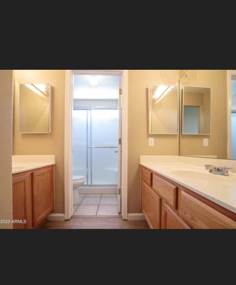 Private Room in 3Bed.2Bath