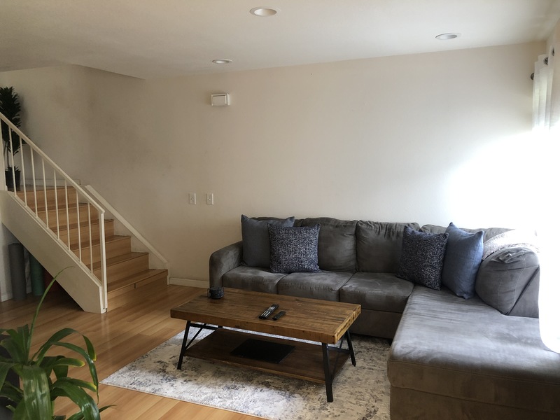 Private Room in 3Bed.2Bath