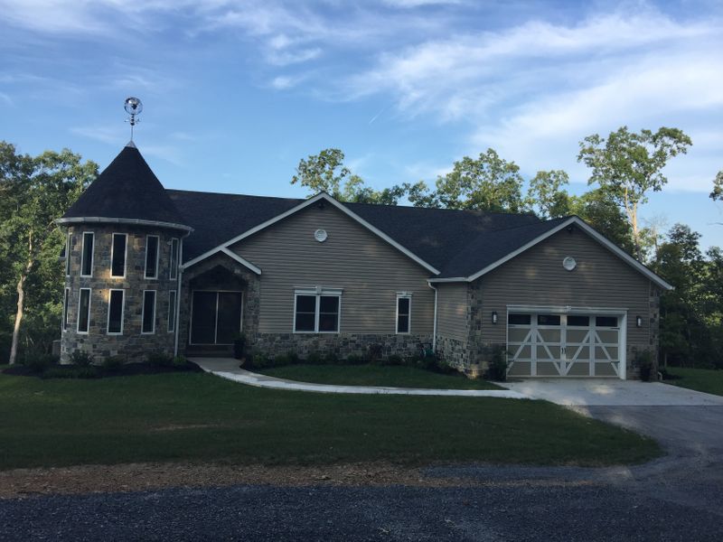 roommates in Winchester Room3Bed.3Bath - cirtru.com