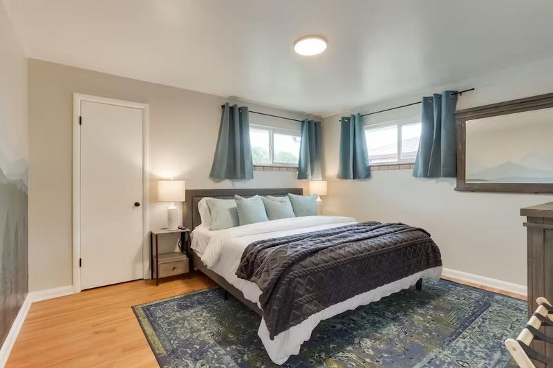 roommates in Undisclosed, Denver, CO 80207 Large Renovated Home, Two Kitchens, Two Washer and Dryers and Large Fenced in Backyard w/ New Hot Tub in Park Hill Area. (id. 11757) - cirtru.com