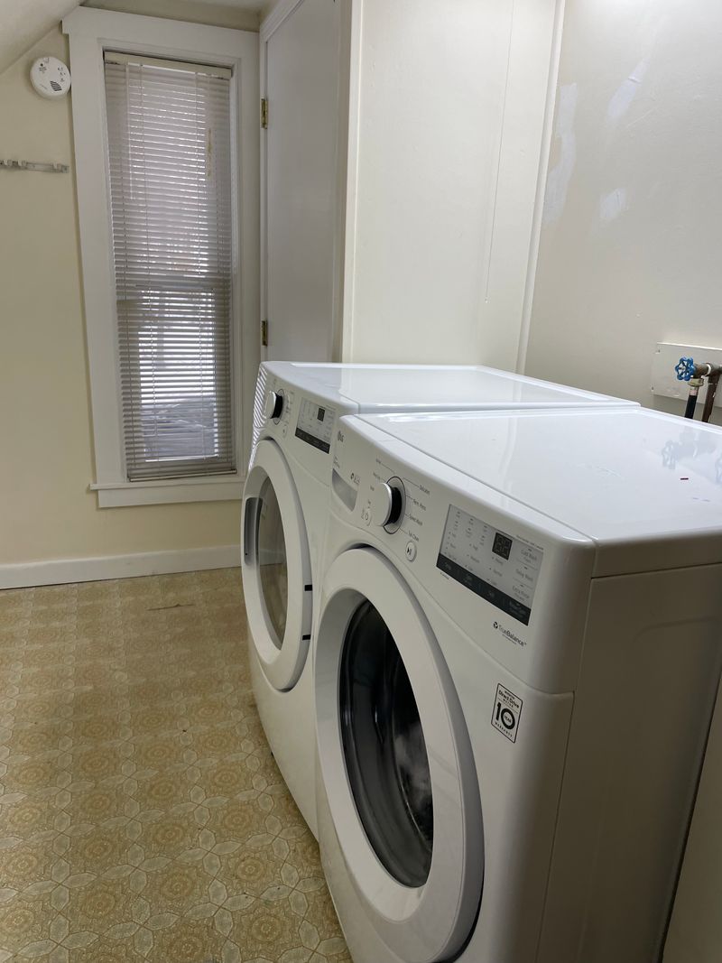 roommates in Bangor Entire Place 1Bed.1Bath - cirtru.com