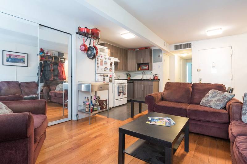 Private Room in 3Bed.1Bath