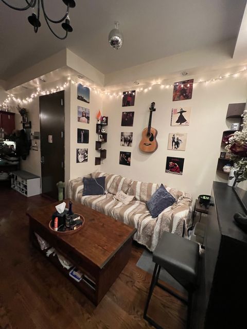 Private Room in 2Bed.1Bath