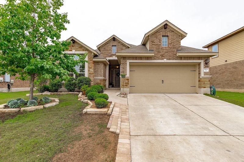 roommates in Pflugerville Private Room in 4Bed.3Bath - cirtru.com