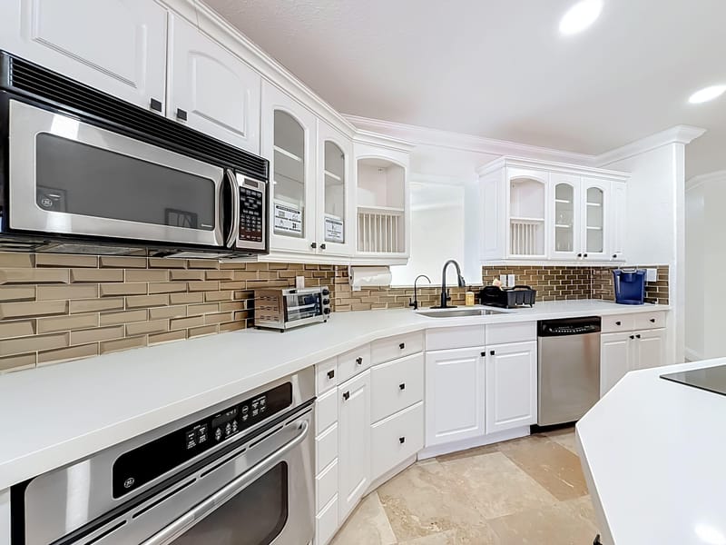 Furnished Hollywood home 6 min to the beach and boardwalk, free parking (id. 36778)