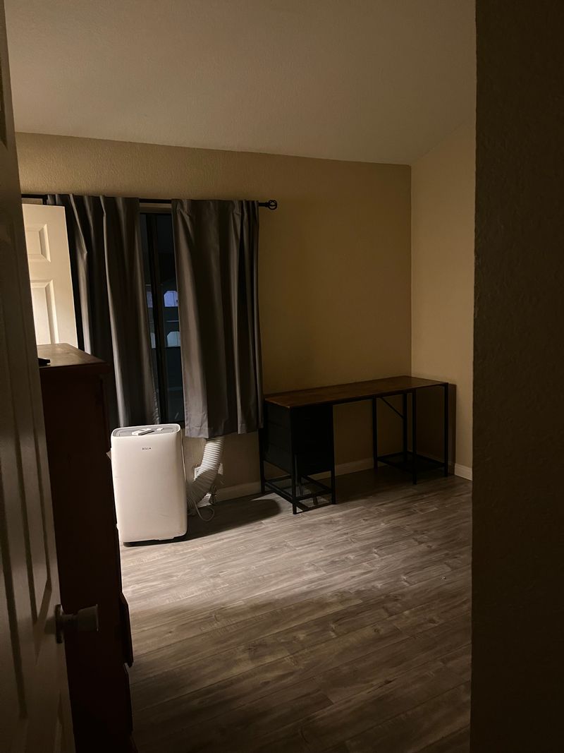 roommates in Long Beach Private Room in 2Bed.1Bath - cirtru.com
