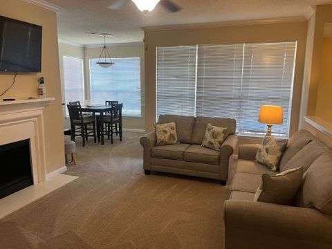 Private Room in 3Bed.2Bath