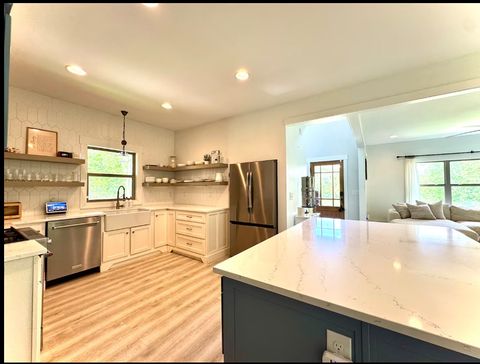 Entire Place 4Bed.2.5Bath