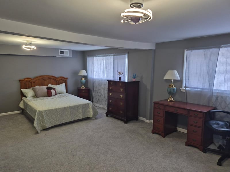 roommates in Undisclosed, Chicago, IL 60628 Live in Roseland (id. 31722) - cirtru.com