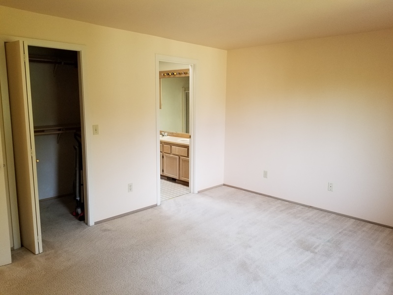 Private Room in 3Bed.2Bath