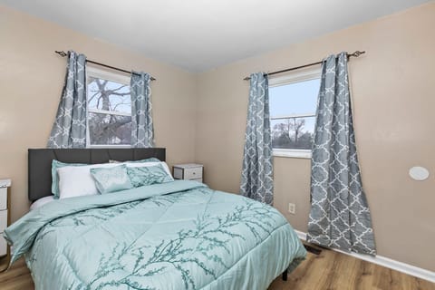 roommates in Undisclosed, Dayton, OH 45406 Peaceful Dayton Apartment near Hospitals and UD (id. 45108) - cirtru.com