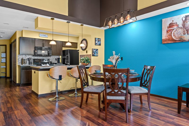roommates in Undisclosed, Kissimmee, FL 34746 Modern & newly-renovated Kissimmee Apartment with Television (id. 11406) - cirtru.com