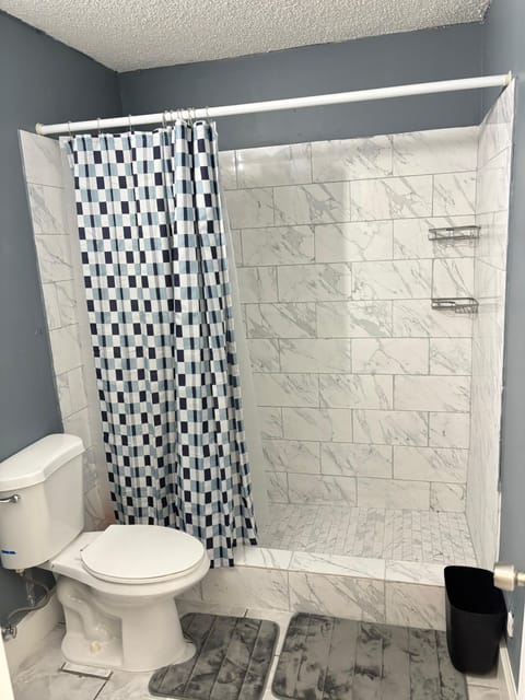 Private Room in 1Bed.1Bath