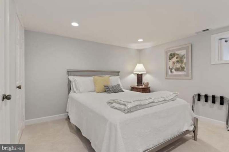 Private Room in 3Bed.2Bath