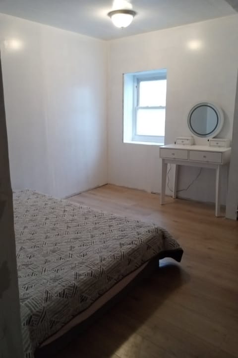 roommates in Belle Private Room in 2Bed.1Bath - cirtru.com