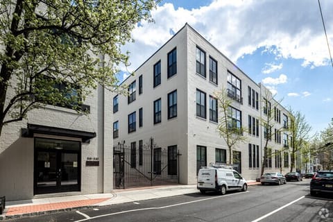 Entire Place 2Bed.2Bath