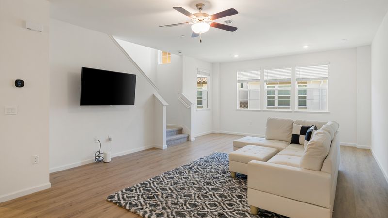 roommates in Sacramento Private Room in 4Bed.3.5Bath - cirtru.com