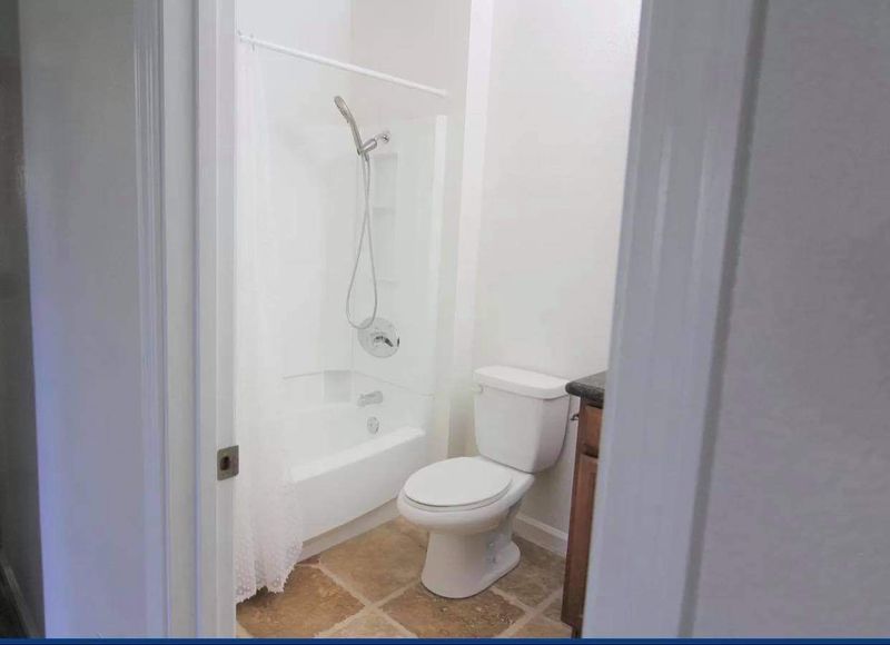 Private Room in 2Bed.2Bath