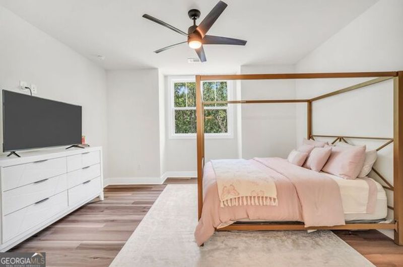 roommates in Winston Private Room in 5Bed.5Bath - cirtru.com