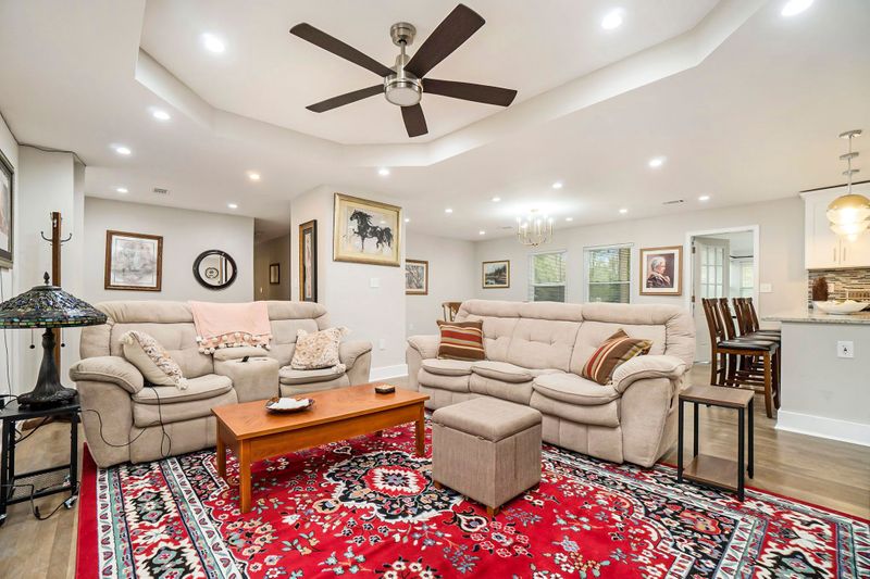 roommates in Undisclosed, East Point, GA 30344 Spacious & comfortable East Point Duplex / Multiplex with Backyard (id. 12332) - cirtru.com