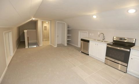 Private Room in 1Bed.1Bath