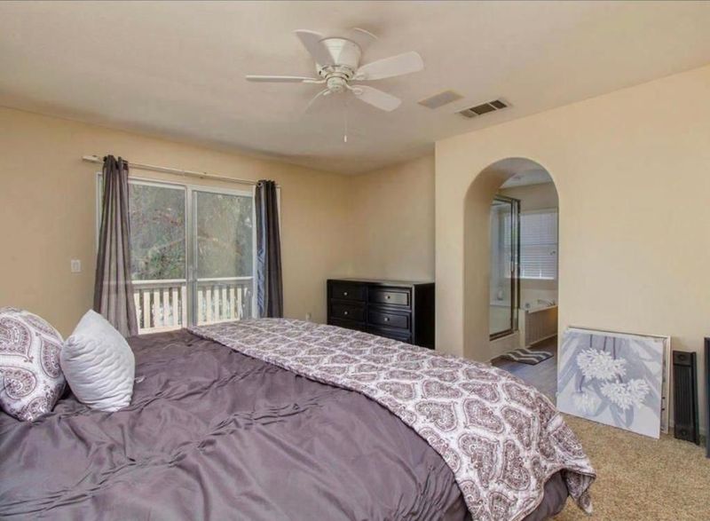 Private Room in 2Bed.2Bath
