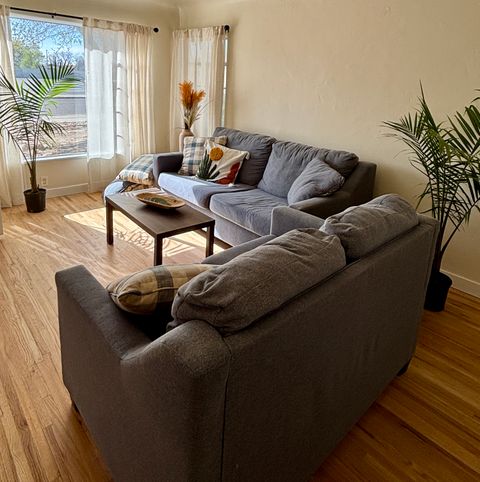 Private Room in 3Bed.3Bath