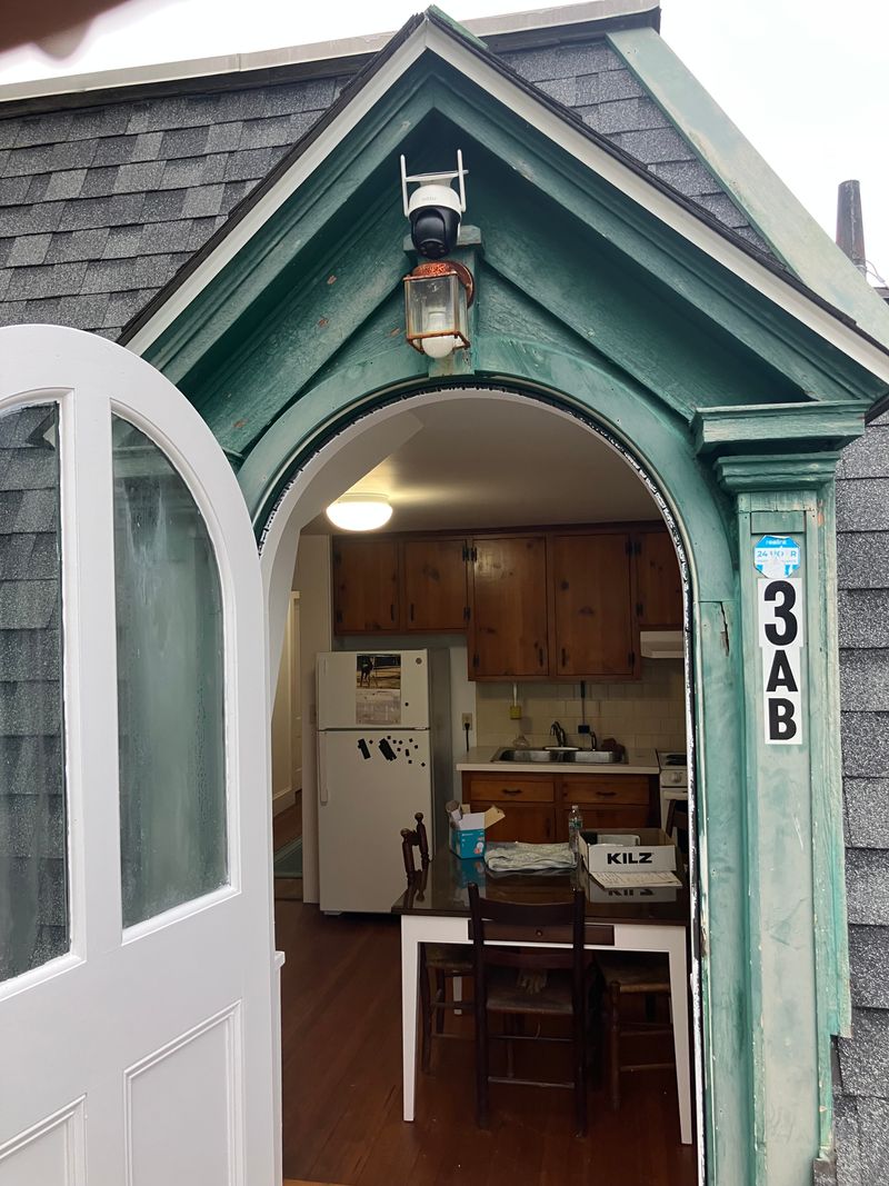 roommates in Portsmouth Private Room in 1Bed.1Bath - cirtru.com