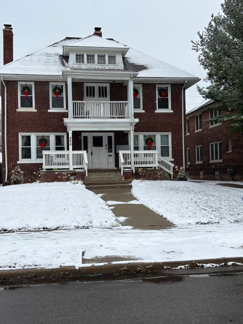 roommates in Detroit Entire Place 1Bed.1Bath - cirtru.com