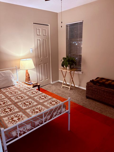 Private Room in 2Bed.1Bath