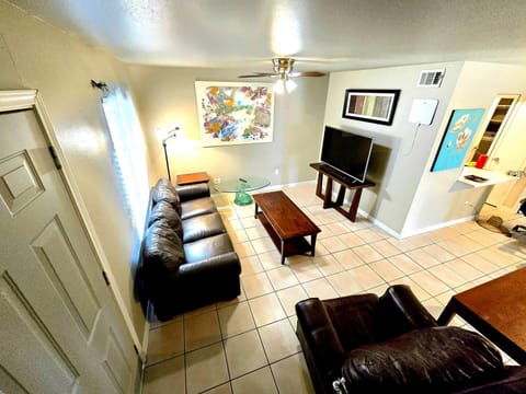 roommates in Undisclosed, Houston, TX 77080 3br Home in Spring Branch. Only 3 rooms. Safe area. Perfect for long term stay. (id. 39864) - cirtru.com