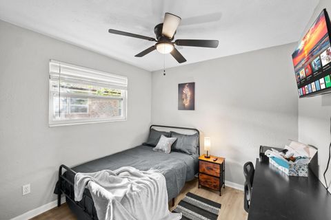 Modern Newly Renovated Home in Jacksonville – Move-In Ready + Close to Everything! (id. 33428)