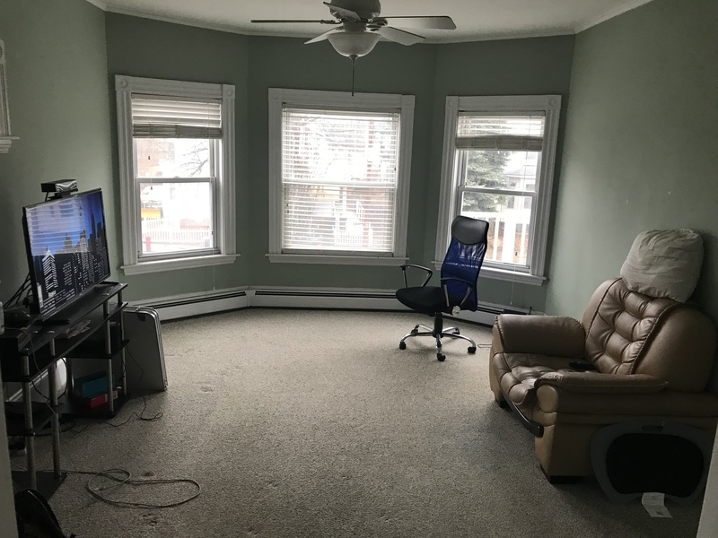 roommates in Beverly Looking for a roommate - cirtru.com
