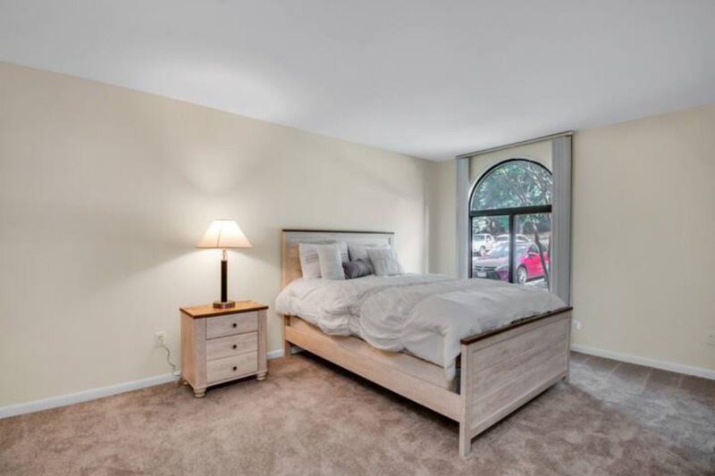 roommates in McLean Entire Place 1Bed.1Bath - cirtru.com