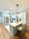 5 MINUTES to Airport! Stunning newly renovated home close to major attractions and amenities (id. 19415)