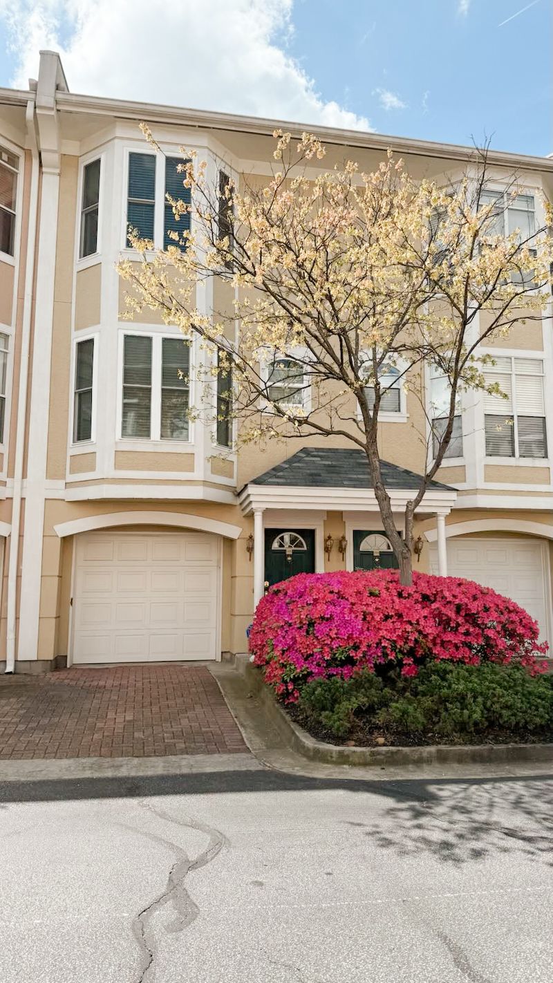 roommates in Atlanta Entire Place 1Bed.1.5Bath - cirtru.com